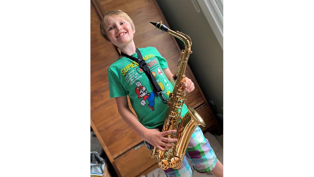 berksmusictrust's tweet photo. More news from a student: "During lockdown, Harrison has done lots of practice and learned three Grade 1 pieces by heart as well as Over The Rainbow, which he performed to his street during Clap for Carers. Bravo, Harrison - you are a star!" #lockdownprogress https://t.co/3HUe52i9GX