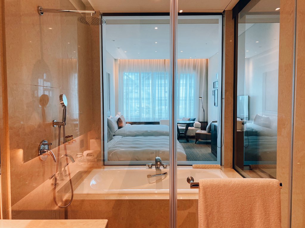 HesterLin8's tweet photo. インディゴ初体験🥰
台湾のシリコンバレーという新竹に所在する。ベッドもお風呂も心地良い～
#新竹 #英迪格 #台湾ホテル #ホテルインディゴ #indigo #hotel #taiwan #visittaiwan #discovertaiwan #taiwander #taiwanhotel https://t.co/SAEu3YSZGb