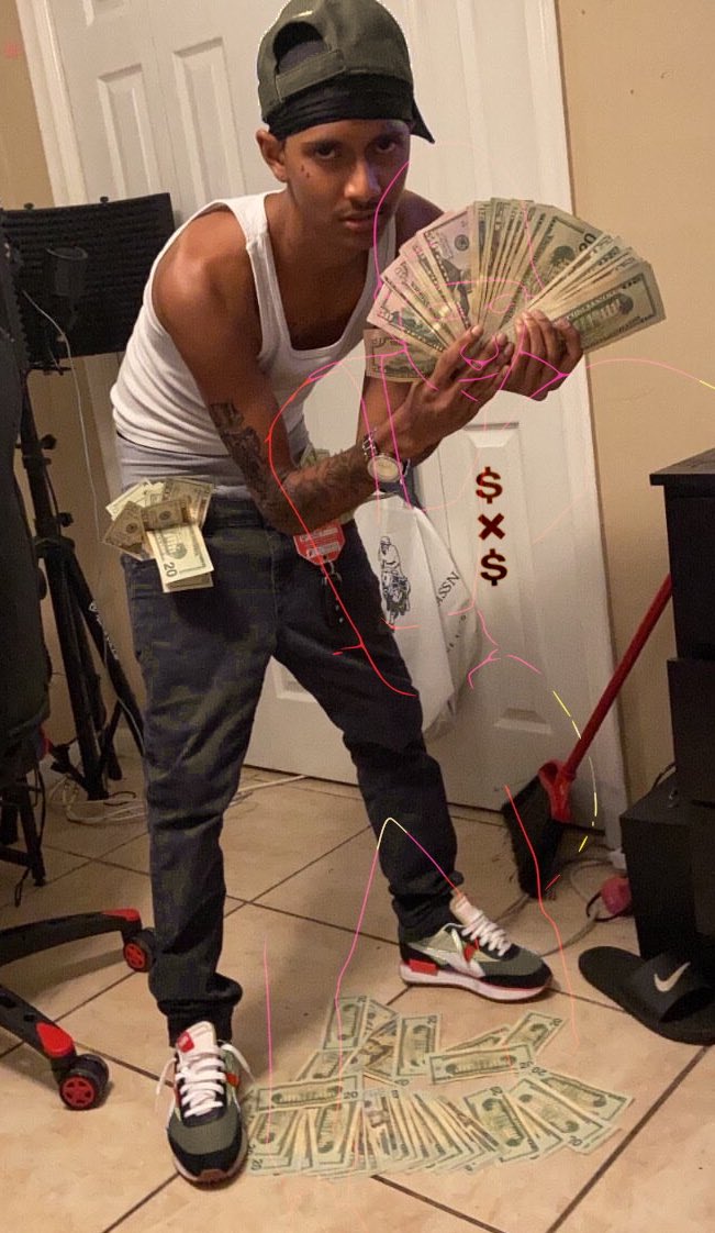 5519_Kdm's tweet photo. So Much 🧀 No Not Government, We Jus Hit A Lick For 10Bands🏦🤮🧪 https://t.co/hPSRQgsOya