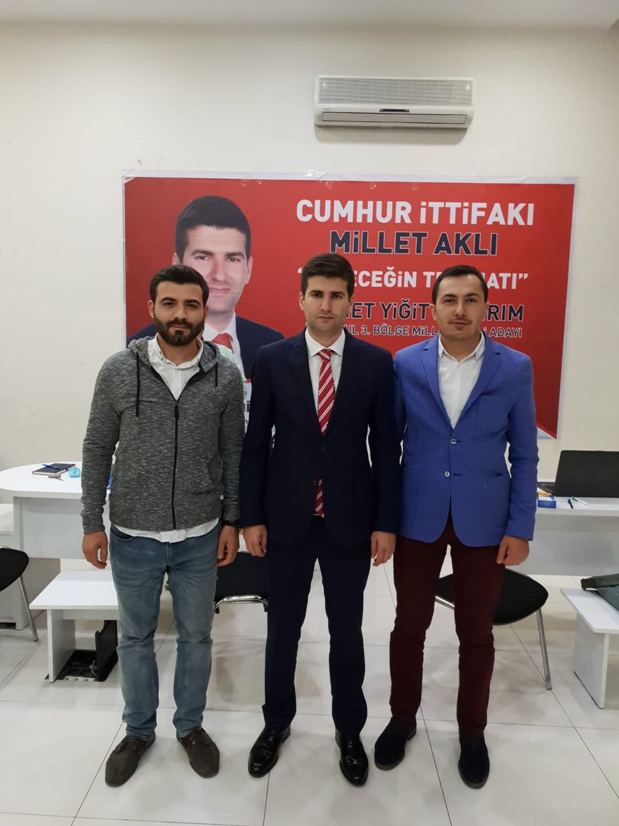 yusufkoc50's tweet photo. @ayyildirim1 herzaman desteklerimiz seninle değerli abim . Yolun açık olsun inşallah. Ülkü Ocakları Genel Başkanı Ahmet Yiğit Yıldırım @m_saritoprak https://t.co/tHAviIQxfY