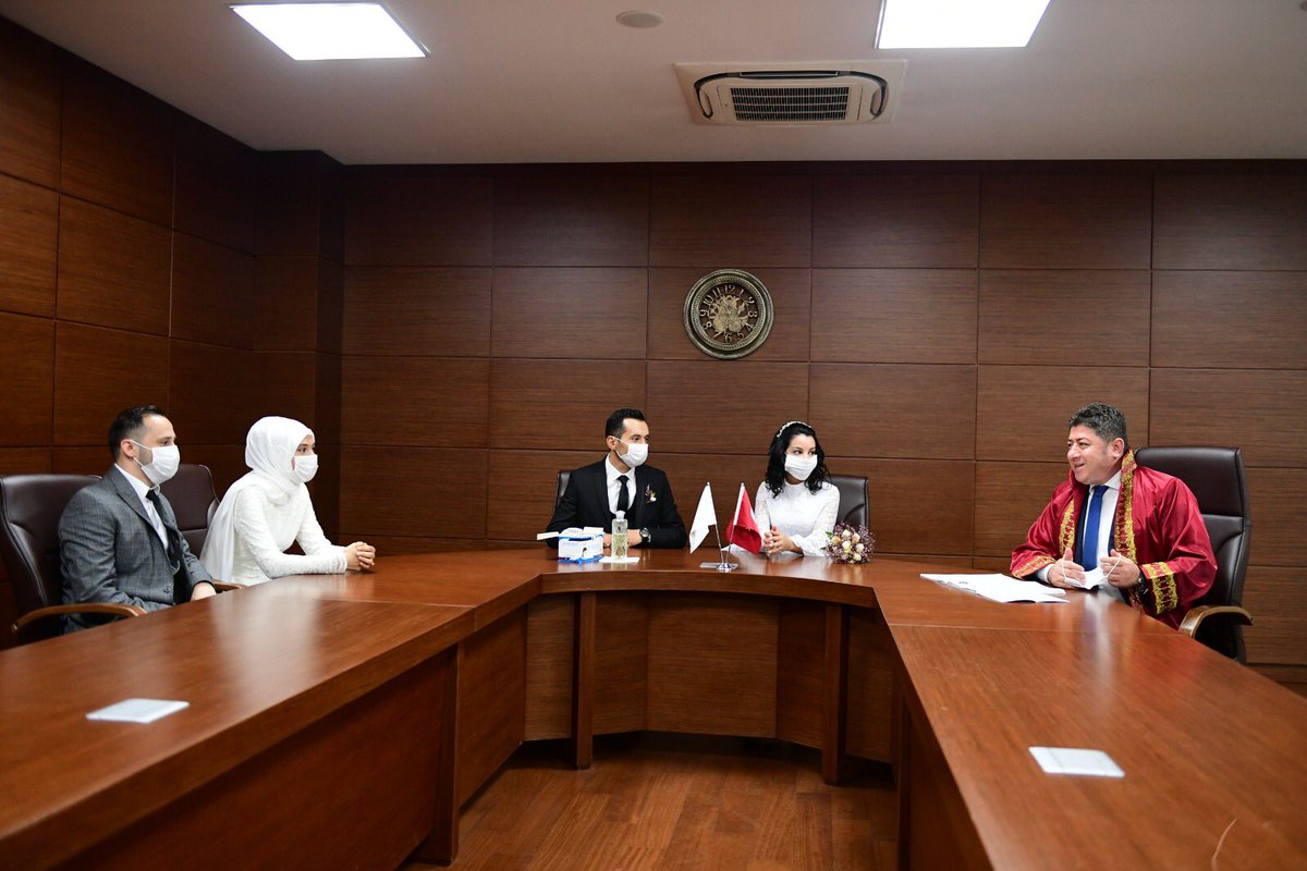 Hülya Beğen ve Ramazan Alkaptan ile Gizem Kepir ve Harun Beğen çiftlerinin nikah işlemini gerçekleştirirdik. 

Genç çiftlerimizi tebrik ediyor, ömür boyu mutluluklar diliyorum.