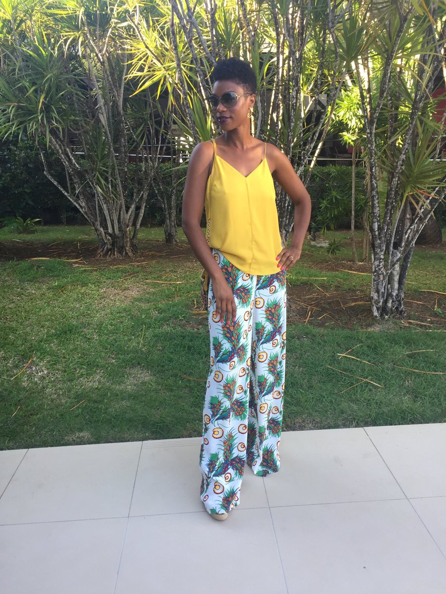 beaufully's tweet photo. COMMENT BRILLER AU SOLEIL ?
A DÉCOUVRIR, BEAUFULLY SUN LOOKS !
Des idées et conseils de LOOKS PROFESSIONNELS pour être BEAUFULLY cet été ! 

https://t.co/DSRjjzoTxw

Abonnez-vous à notre newsletter "La Beaufully Time! " !
https://t.co/wZo5w5KVWq https://t.co/u8dmemDJLV