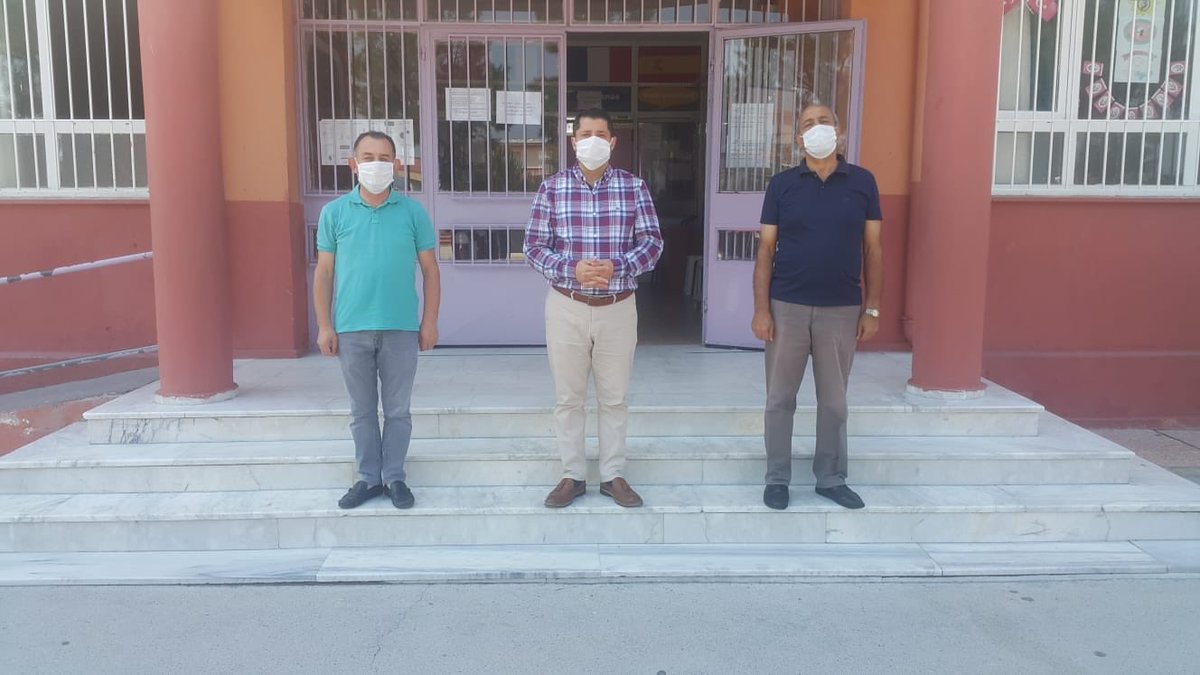 35aliaga_MEM's tweet photo. İlçe Milli Eğitim Müdürü Sayın Erdal BAYHAN, Şehit Çavuş Bülent Kula İlk ve Ortaokuluna nezaket ziyaretinde bulundu. Yapılan çalışmalar hakkında kurum idarecilerinden bilgi aldı. @tcmeb @izmir_ilmem https://t.co/EM9FUye1XZ