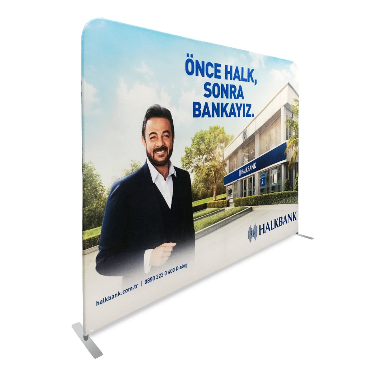 tekstilbox's tweet photo. Kolay kurulumu, şık tasarımları ve çift yönlü kullanım özelliği ile etkili bir reklam çözümü olan Tekstil Display Sistemlerimiz, Halkbank'ın da tercihi oldu! 😎
📧 info@tekstilbox.com
🌐 https://t.co/LsKXzOfoDn
#TekstilBox #DisplayYourSuccess #rollup #xbanner #bannerdisplay https://t.co/WaoRFSJXJb