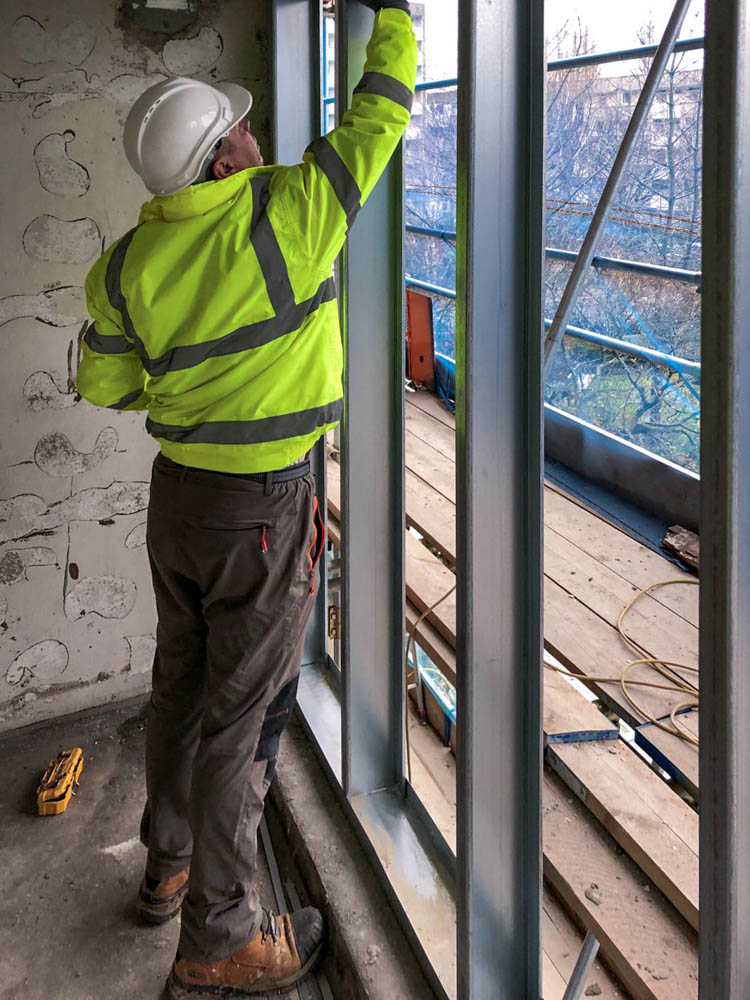 RenderlineLtd's tweet photo. A recent project of ours, installing a steel frame system from @Frameclad 🦾

#steelframe #constructionuk #cladding https://t.co/VyH4Qxap18