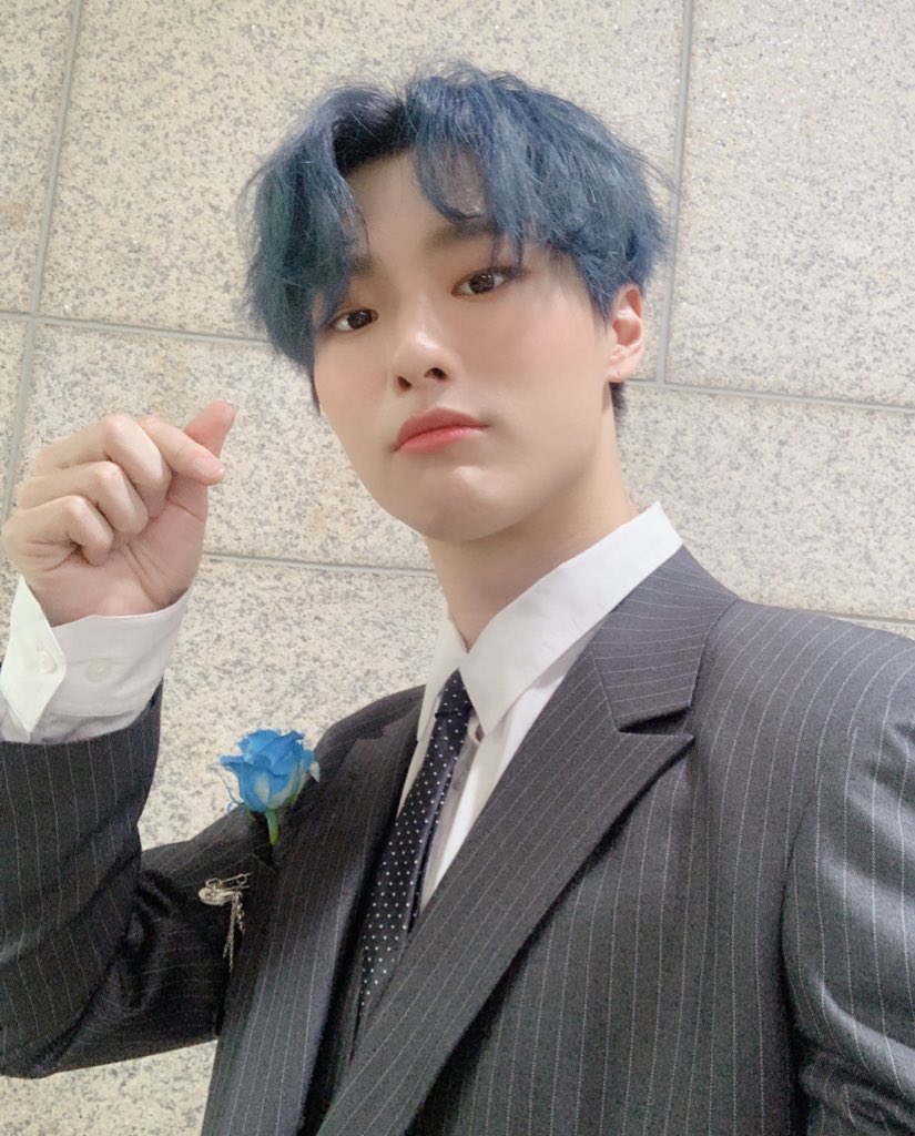 ilywoodz's tweet photo. ด้อมอื่นเป็นไงไม่รู้แหละ ด้อมนี้เมื่อวานอยากเป็นเมีย วันนี้อยากเป็นหมา สลับกันไปทุกๆวันๆ https://t.co/OlfvNDNPAz