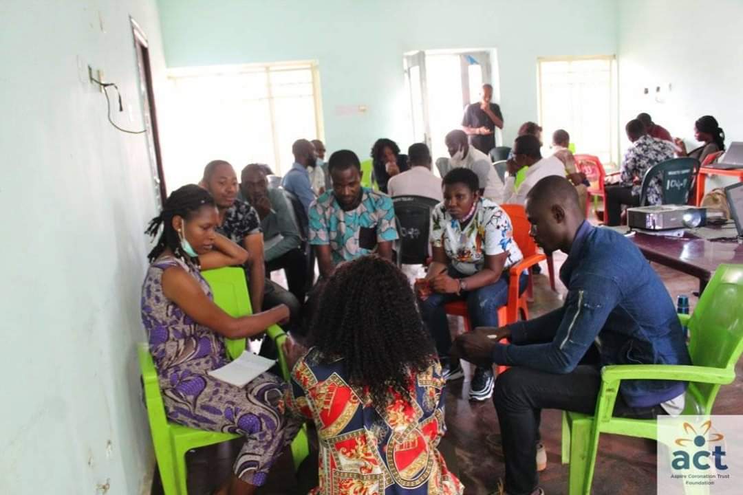 Angelfoundatn's tweet photo. Angel Support Foundation and Devtrain CEDI, held an orientation training for project officers and volunteers for CLCAP II.
This project is proudly funded by Aspire Coronation Trust Foundation.
Photo speaks.
#Actfoundation
#ASF
#Devtrain
#CLCAPII
#givinghope https://t.co/IlwWDU38YU