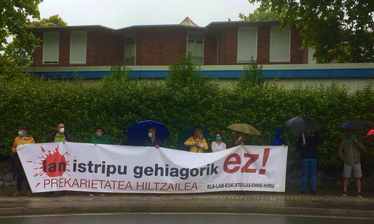 «Lan istripuak ez dira gertakari arruntak, langile bat hiltzea ez da lanaren ezaugarri bat»

bidasoa.hitza.eus/2020/07/06/lan…
📸: <a href="/LABoarsobidasoa/">LAB OarsoBidasoa</a>  #Irun