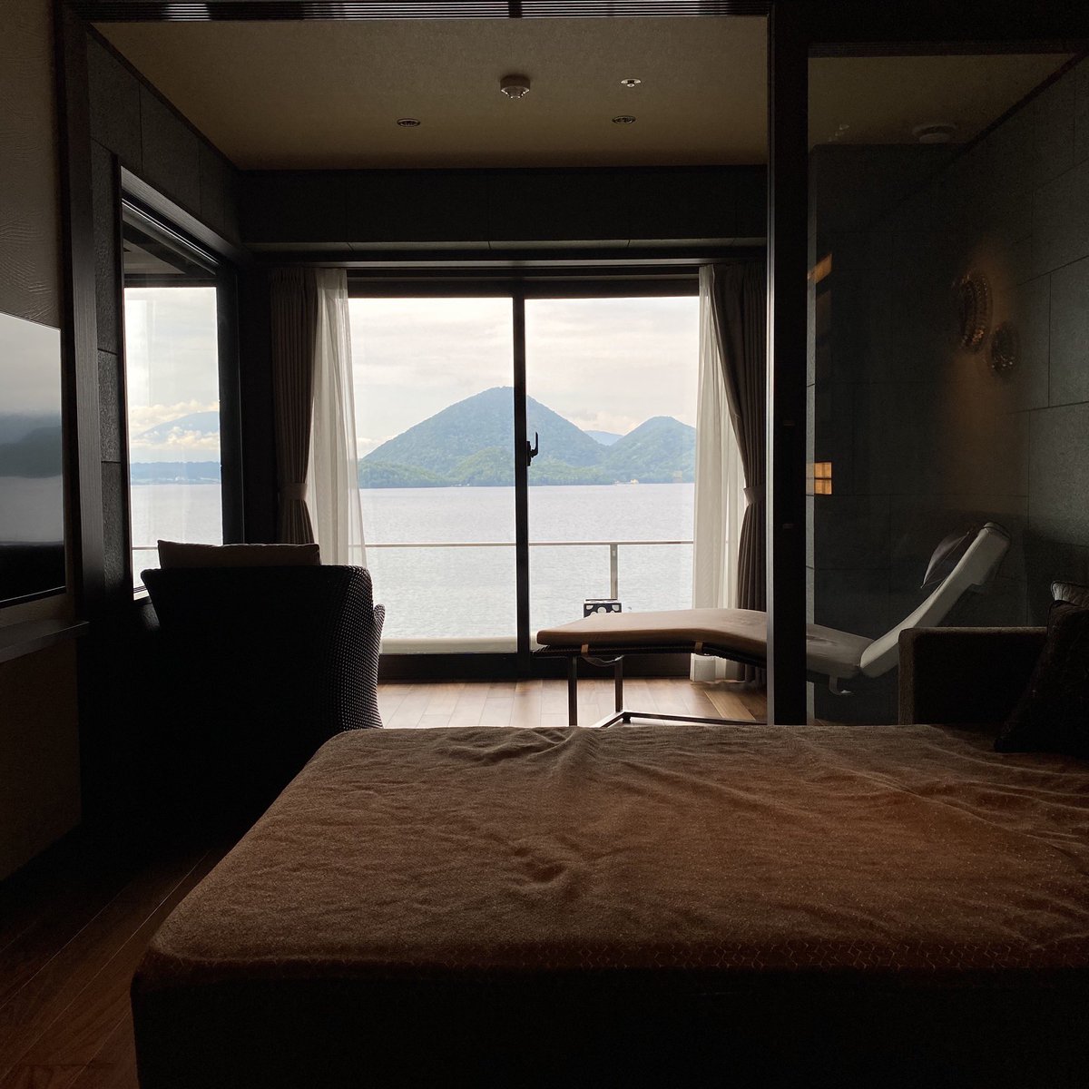 min2x2_'s tweet photo. #湖の栖 https://t.co/GcG00q8da3