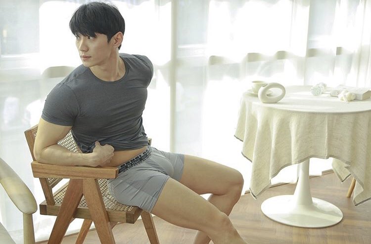IG: gyeong_hun_park