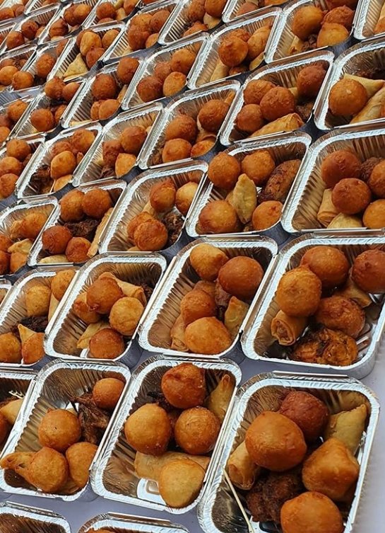 ChopsTito's tweet photo. Grab as much as you can π. We're open and taking orders for the week fam. Come through.
#TitoSmallChops #TitoEventChops #NigerianFingerFood #AbakalikiBusinesses https://t.co/lsXDijzepa