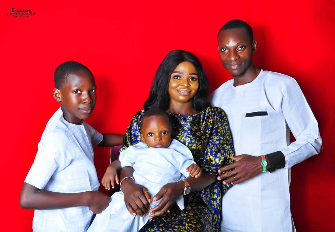 AwofesoSeun's tweet photo. My world,thank u JESUS https://t.co/54PA2FTppQ