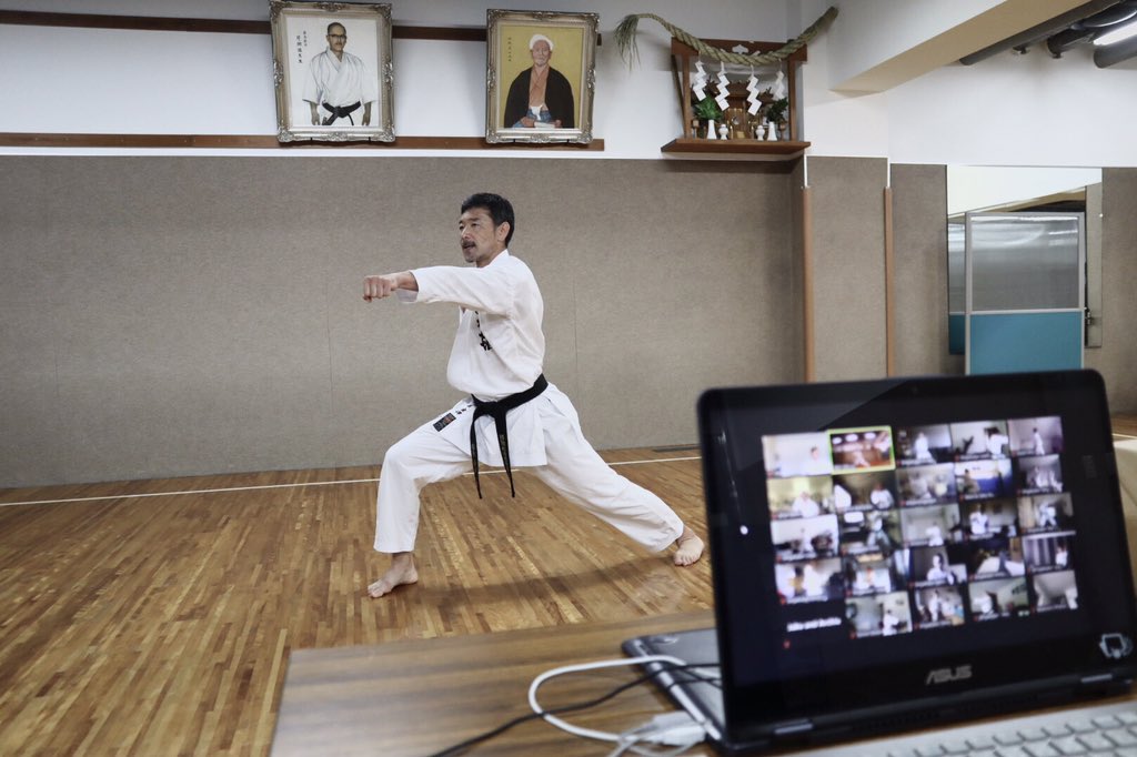 official_skif's tweet photo. An intense one hour Zoom training session with Kanazawa Kancho together with the members of SKKIF UK. Thank you everyone !

館長によるZOOM稽古にご参加いただいたSKKIF イギリスの皆様、ありがとうございました！
1時間お疲れ様でした。
.
#skif #karate #空手　#國際松濤館 https://t.co/mZn5jZShRb