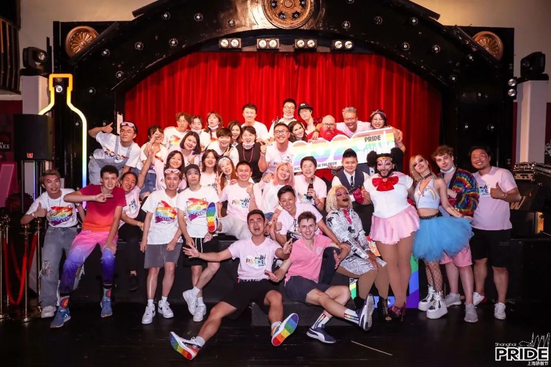 ShanghaiPride's tweet photo. Did you miss the annual Pink Party? It may have been a rainy night outside, but inside The Pearl, it was nonstop dancing, celebrating Pride, and raffle winning! 

See more: https://t.co/r0uJJEqbc4

#ShanghaiPRIDE #RaisethePride #敢晒敢骄傲 #Pride12 #ShPRIDE https://t.co/bOdpnL8Eu3
