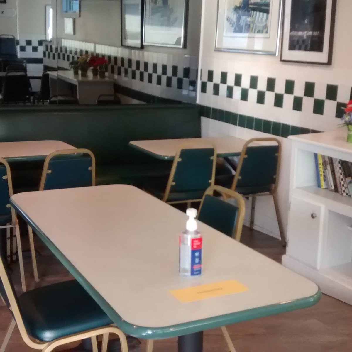 DKDinerWC's tweet photo. Stop on in or call us for takeout! Happy Monday! 
#dkdinerwc #monday #takeout #hungry #thebreakfastplace #breakfast #brunch #lunch #westchesterpa #supportlocal #hangry #bacon #hotchocolate #scrapple #icedtea https://t.co/6roxanGthZ