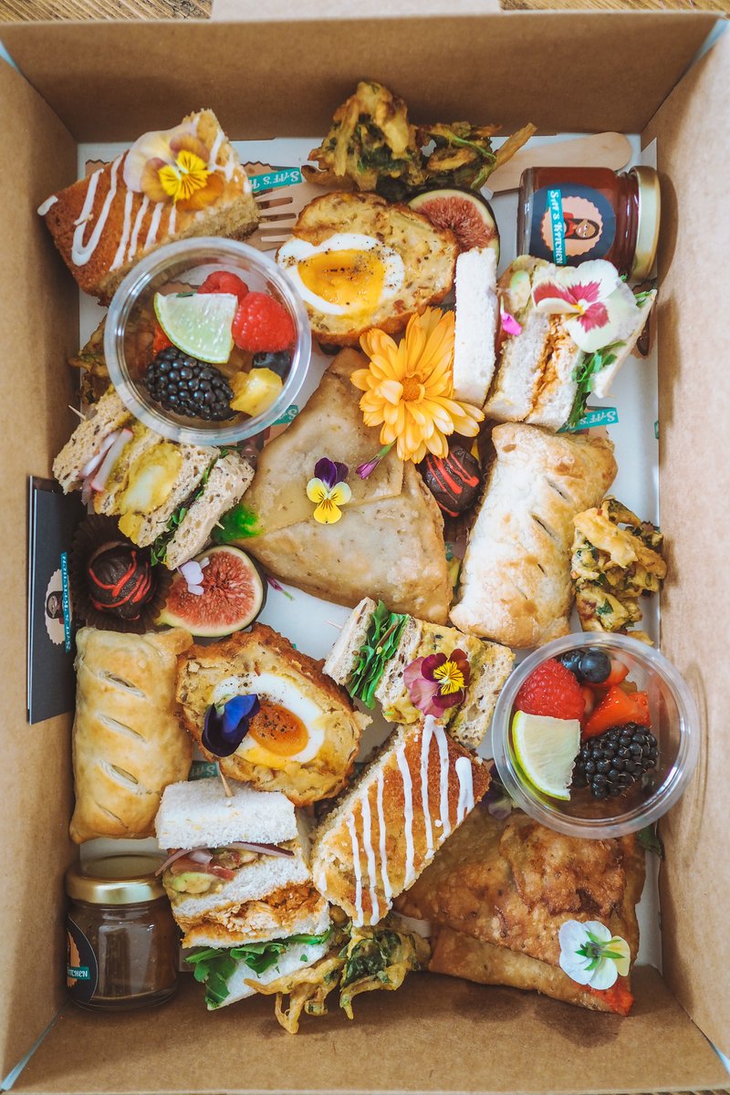 ad | Saf's Kitchen's Punjabi afternoon tea is BACK on 11th &amp; 12th July 😍

You really don't want to miss out on this gorgeous box! It features a selection of homemade sweet, savoury, tangy and spicy treats💛

<a href="/SafTastic_SK/">Saf's Kitchen</a> #LoveMK #IndependentMK #EatandExploreMK (1/3)