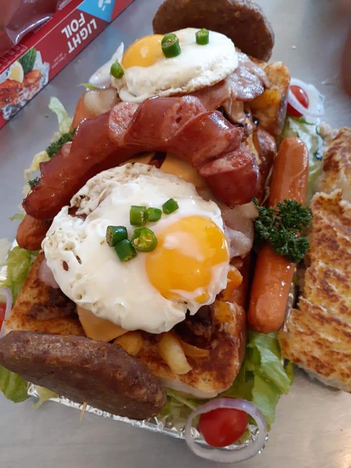 Dj_Techzi's tweet photo. #DijoTsaKasi๐ฏ Delisa Bhem Restuarant๐
#KotaKing ๐๐ผ๐๐ผ๐๐ผ Monster
190 Baduza Street, Emangweni Section 1632 Tembisa ๐๐ผ๐ฅ
@DelisaBhembe 0799794696๐ซ
#DJSBU https://t.co/B5CxdVF9uH