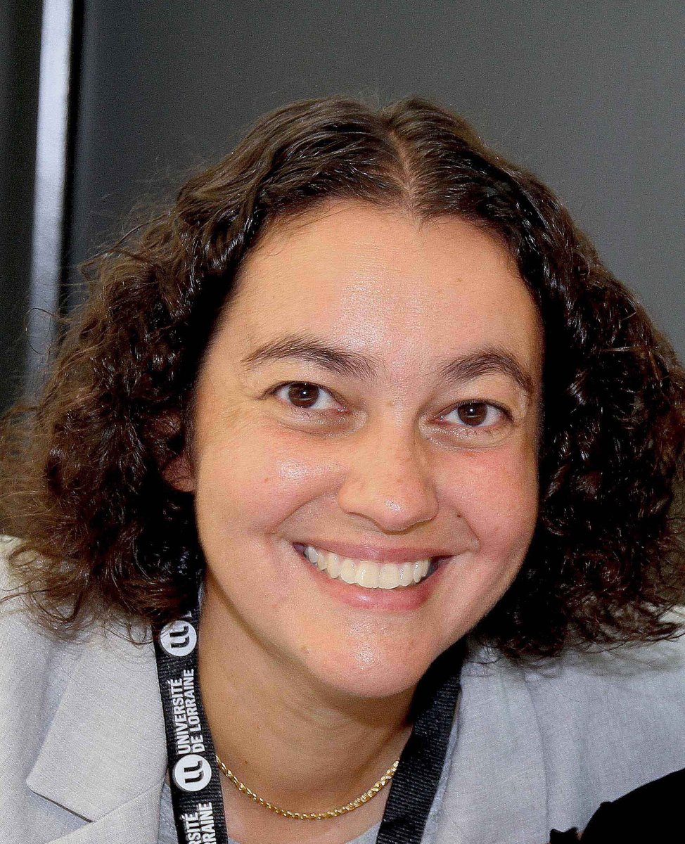 Anne-Sylvie ANDRE-MAYER a été élue Directrice de GeoRessources à compter du 1er jt. Elle succède à Jacques Pironon qui occupait ce poste depuis 2012.
A.-S. André-Mayer est Professeur en métallogénie @geolnancy. Elle était Directrice-adjointe depuis la création du laboratoire.