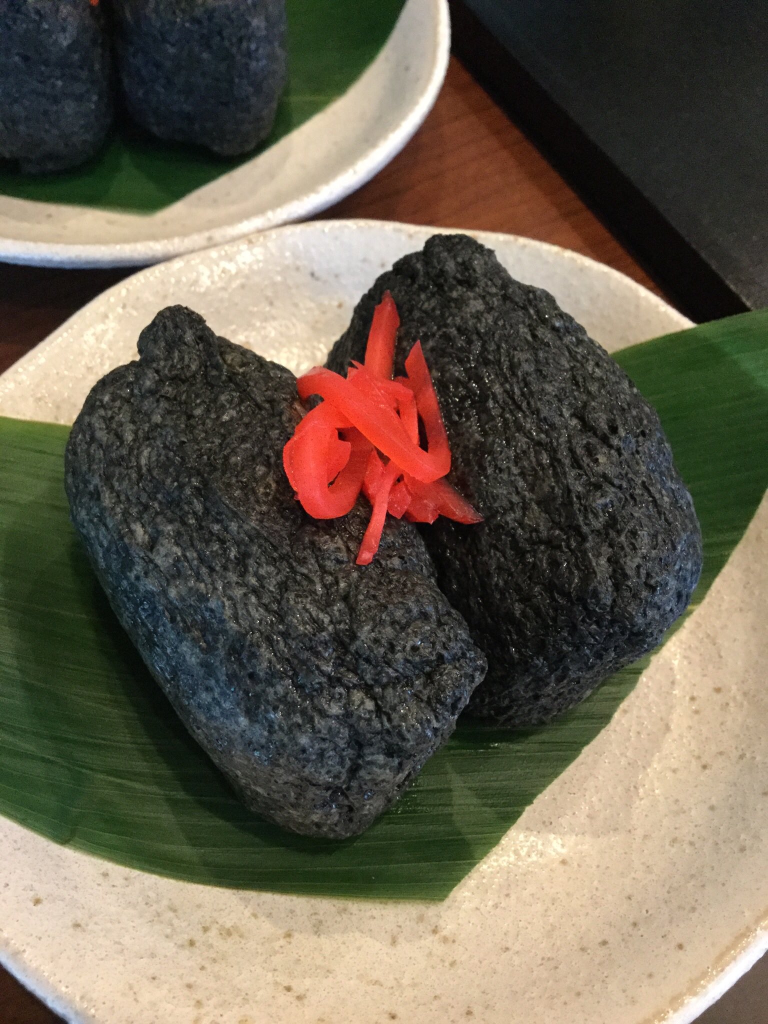 Twitter 上的 Tk 中華蕎麦きつね 芦花公園駅に行ってきた 黒い稲荷寿司 がテレビ でやっていて食べたい 黒い稲荷寿司は中身に焼豚が入っていてごはんも黒い ラーメンはお揚げが美味しかった まかないのタコライスが1番美味かった また行きたい 中華蕎麦 きつね Twitter 上的 Tk 中華蕎麦きつね 芦花公園駅に行ってきた 黒い稲荷寿司 がテレビ でやっていて食べたい 黒い稲荷寿司は中身に焼豚が入っていてごはんも黒い ラーメンはお揚げが美味しかった まかないのタコライスが1番美味かった また行きたい 中華蕎麦 きつね