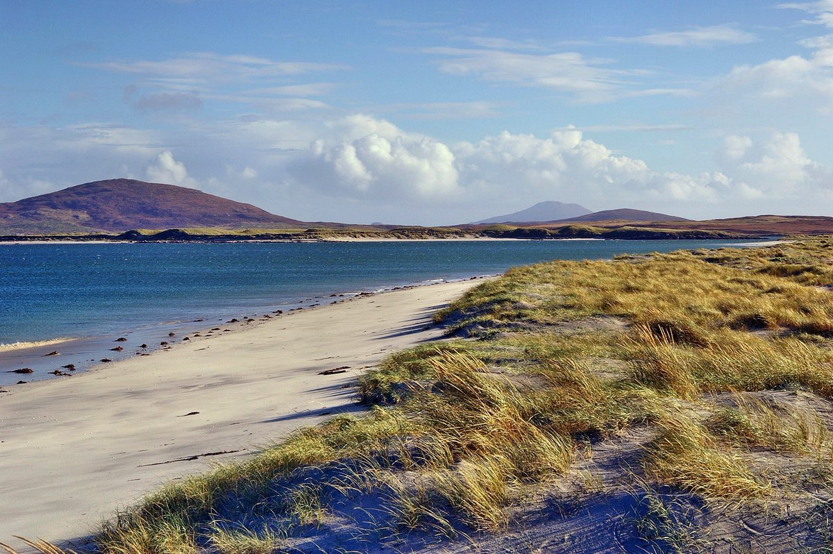 Ros98732987's tweet photo. Still looking for a great local champion!! Could you be the Member Pioneer for South Uist? #CoopWay #Community #Support https://t.co/HBobTBeeKJ https://t.co/pi2UISG2tc