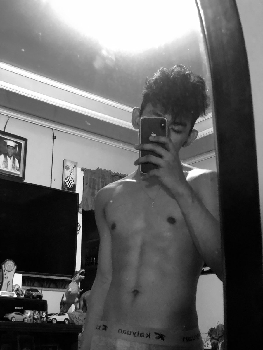 crankyyy69's tweet photo. Dito muna, tulog nadin mga bata😅 https://t.co/LLUOYirRGB
