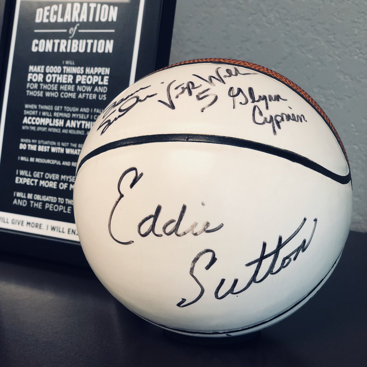 CortneyBranham's tweet photo. Dedication. Discipline. Defense. https://t.co/aYXD4xLbsW