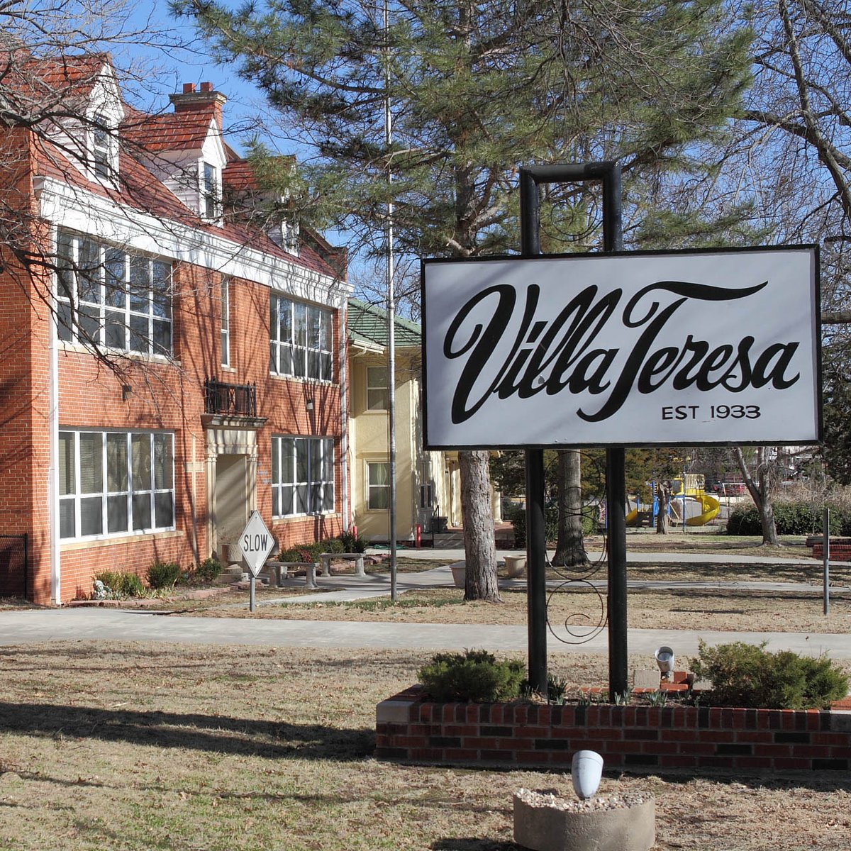 OKCTalk's tweet photo. Progress on new condos at the former Villa Teresa school.  The original buildings and remainder of the campus will be converted into a boutique hotel in @midtown_okc   @fitz_arch https://t.co/s2qnu4ORV8