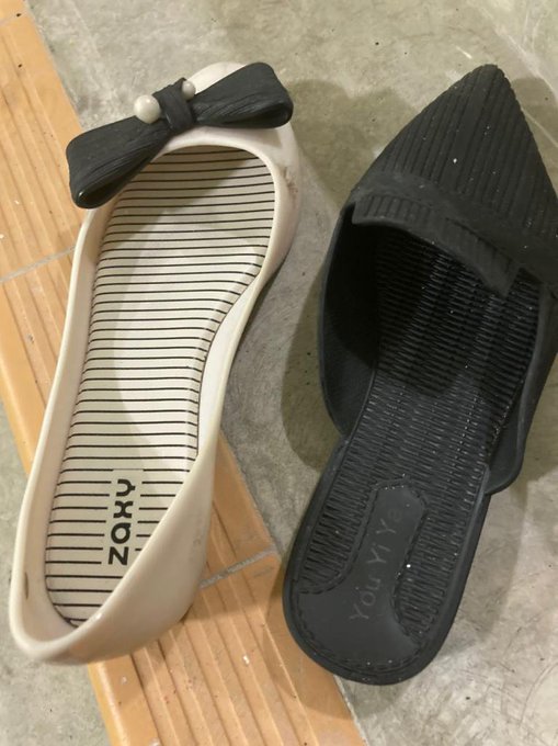 雨天都不是好天氣 沒有好東西玩..只好玩玩膠鞋吧  #扫楼 #恋足 #打胶  #原味 #射鞋 #Cumshoes #射平底鞋 #Cumflats #掃樓 #洗樓 https://t.co/Ambtqb<a href="/tag/%E6%89%AB%E6%A5%BC"class="tags">#扫楼</a><a href="/tag/%E6%81%8B%E8%B6%B3"class="tags">#恋足</a><a href="/tag/%E6%89%93%E8%83%B6"class="tags">#打胶</a><a href="/tag/%E5%8E%9F%E5%91%B3"class="tags">#原味</a><a href="/tag/%E5%B0%84%E9%9E%8B"class="tags">#射鞋</a><a href="/tag/cumshoes"class="tags"><span>#cumshoes</span></a><a href="/tag/%E5%B0%84%E5%B9%B3%E5%BA%95%E9%9E%8B"class="tags"><span>#射平底鞋</span></a><a href="/tag/cumflats"class="tags"><span>#cumflats</span></a><a href="/tag/%E6%B4%97%E6%A8%93"class="tags"><span>#洗樓</span></a><a href="/tag/%E6%8E%83%E6%A8%93"class="tags"><span>#掃樓</span></a>