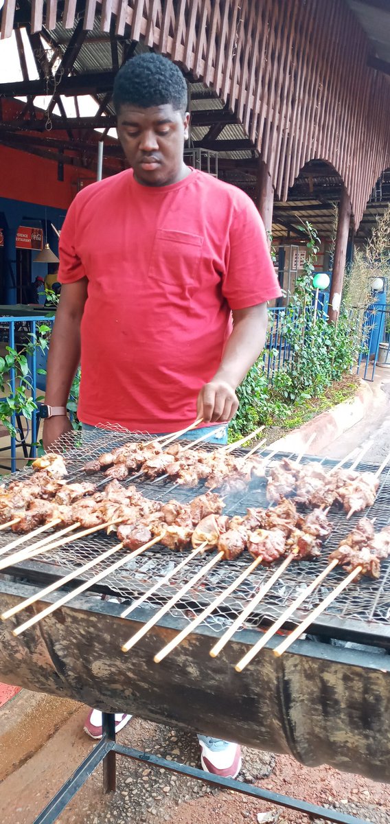 ArubeMr's tweet photo. Mans on the grill today #lareference #nathanlukaya @Nate_121N https://t.co/zRKPCY4WTF