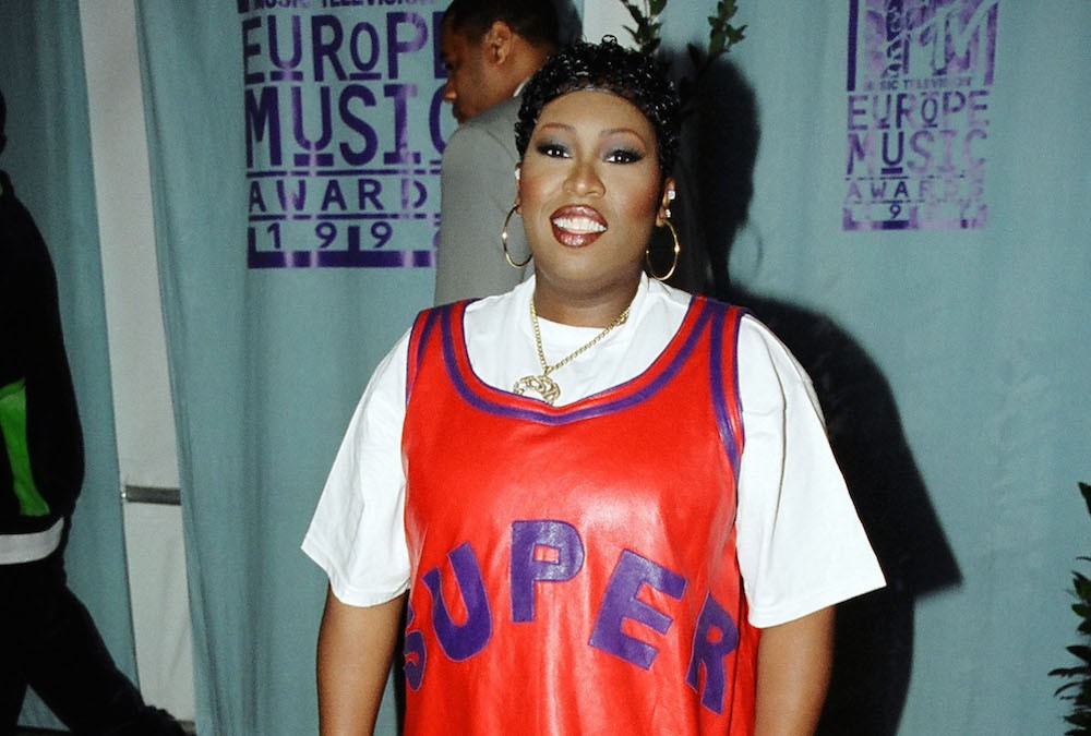2) Revisit Spin's 1997 Missy Elliott Supa Dupa Fly Feature: “Play Missy For Me”Article by Karen R. Good via  @SPIN  https://www.spin.com/2017/06/miss-elliott-supa-dupa-fly-interview-feature/