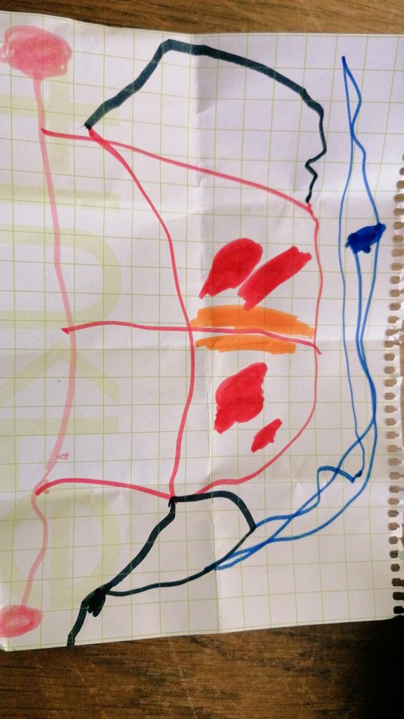 Sonidlosbosques's tweet photo. Mi hija me acaba traer un dibujo de un plano del edificio B de la @UEuropea como premio a lo bien que estoy trabajando 😍 #seveellagoytodo #conganasdevolver https://t.co/OuygfKtXt1