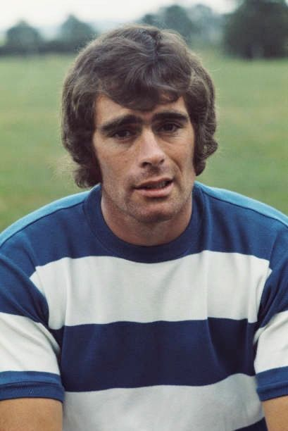 robertmdaws's tweet photo. #JohnORourke joined @QPR from Coventry in late 1971 for 65k; signed by Gordon Jago to boost QPR’s promotion push and to assist Rodney Marsh with the goalscoring needs.For a variety of reasons, including injuries, O’Rourke didn’t quite accomplish those goals @BigAlSuperhoop https://t.co/iW1yKevbNJ