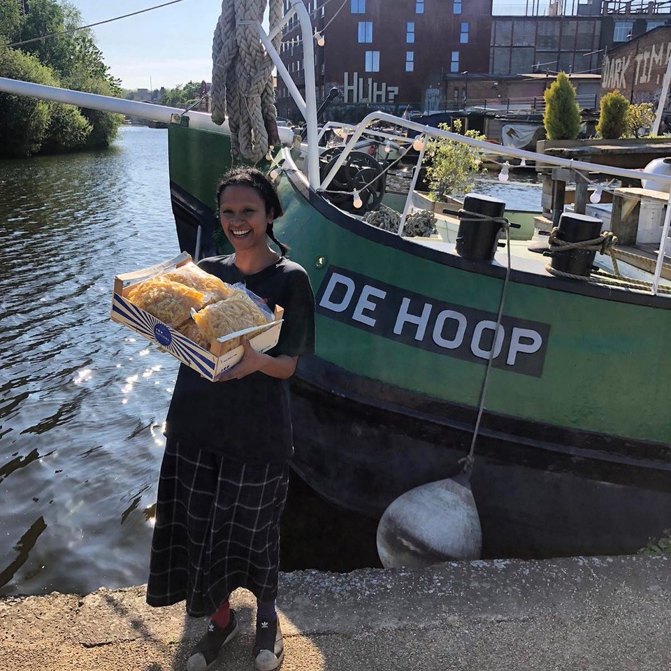 LFArchitecture's tweet photo. Help create permanent change from the innovative responses to COVID-19 with #CollaborativeChange - a brilliant platform created by @LSofARCH, @ftwork_org & @TheFutureFox to share, celebrate & learn from collaborative working that delivers social impact!🙌 https://t.co/4GRWvIxaLY https://t.co/Rl9FzVRdFa