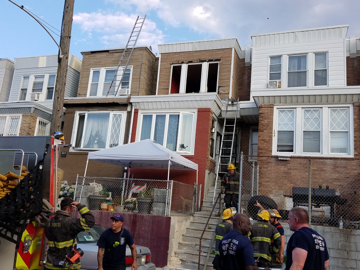 PhillyFireDept's tweet image. Thanks to all who worked over the holiday weekend to keep the city safe! The PFD was very busy:
🚑 1,500 EMS incidents
🚒 447 fire incidents
🔥 16 working fires