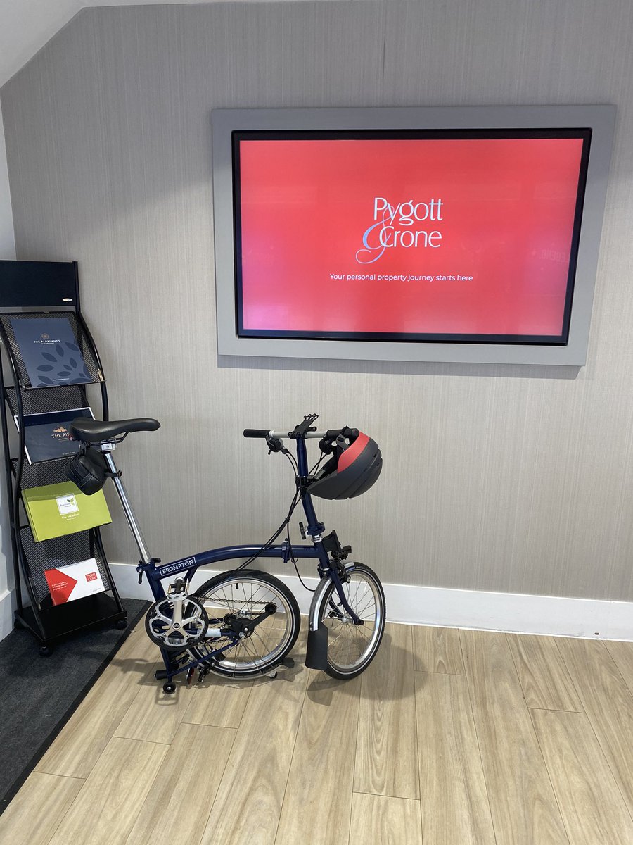 Great to be back in <a href="/PygottandCrone/">Pygott & Crone</a> #lincoln office with our new form of #transport <a href="/BromptonBicycle/">Brompton Bicycle</a> #sustainable #proactive #estateagent 😂😎