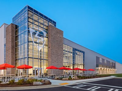 If you are planning to attend the #LPLiveShowcase this weekend at the Champions Center, you will be REQUIRED to wear a face mask at ALL TIMES (unless you are a player, coach or official during a game). https://t.co/2YSxON4TV3