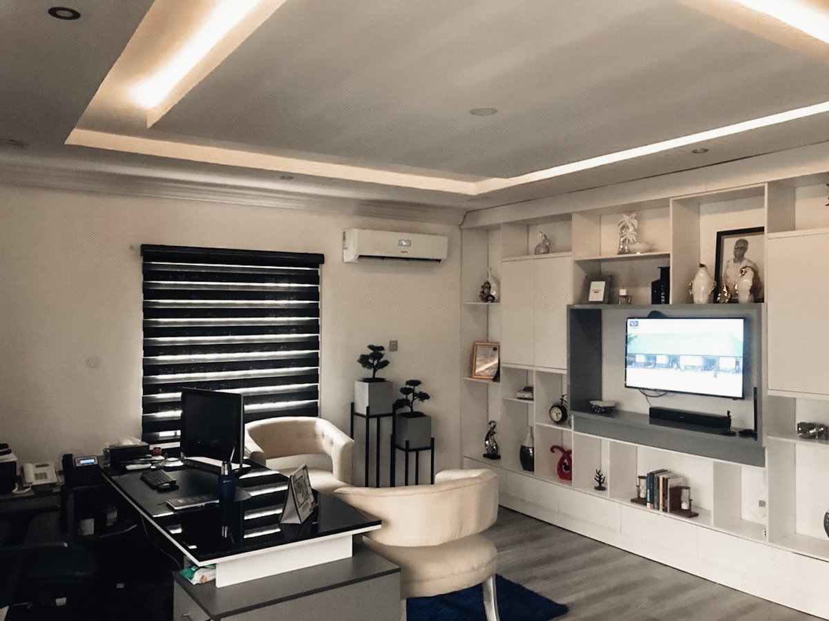 Finished look to another office transformation! How did we do? #FurtullahInteriors #SpaceTransformation #Interiors #Office #HomeOffice #WorkSpaces
