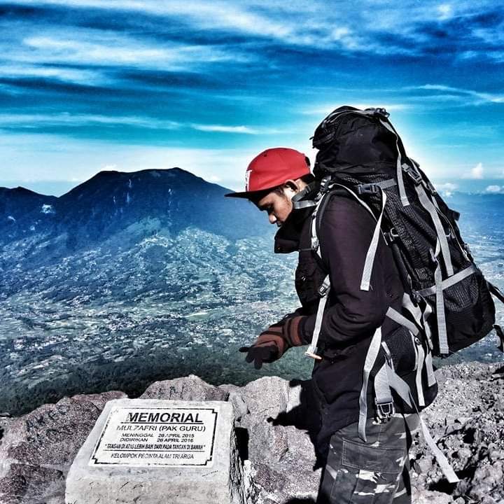 Albertin0s's tweet photo. #FotoProfilBaru https://t.co/feNfgZBwp6