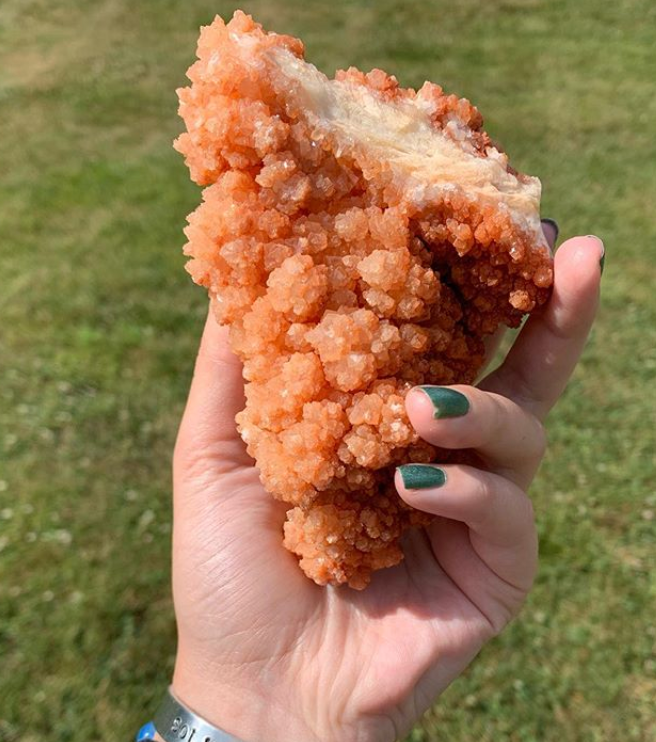 PurpleStarMD's tweet photo. Happy #NationalFriedChickenDay!
Have you seen this #crystal that's shaped like a chicken tender?! ๐
๐ธ: @unbeadableenergies
#ifyouhigh #howhighami #toostoned #stoner #trippin #crystals #friendchicken #chickentender #stonersociety https://t.co/TYVOSXSaUk