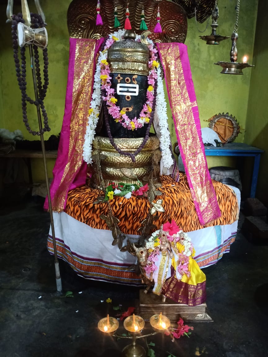 Pradosha Pooja of Sri Mahalingeshwara in our Temple. Since main Abodes images are not clear, posting it again.