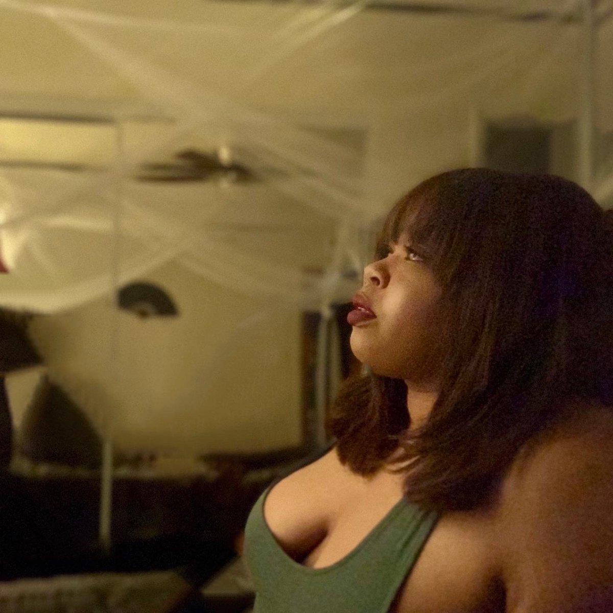 VeronicaABrown's tweet photo. Messed around n’ got me some bed lights and don’t know what to do! .
.
.
.
#flashinglights #comedy #spacedout #bedlights #monday #mesmerizing #photoshoot #cantsleep https://t.co/R3ygfo4bAj