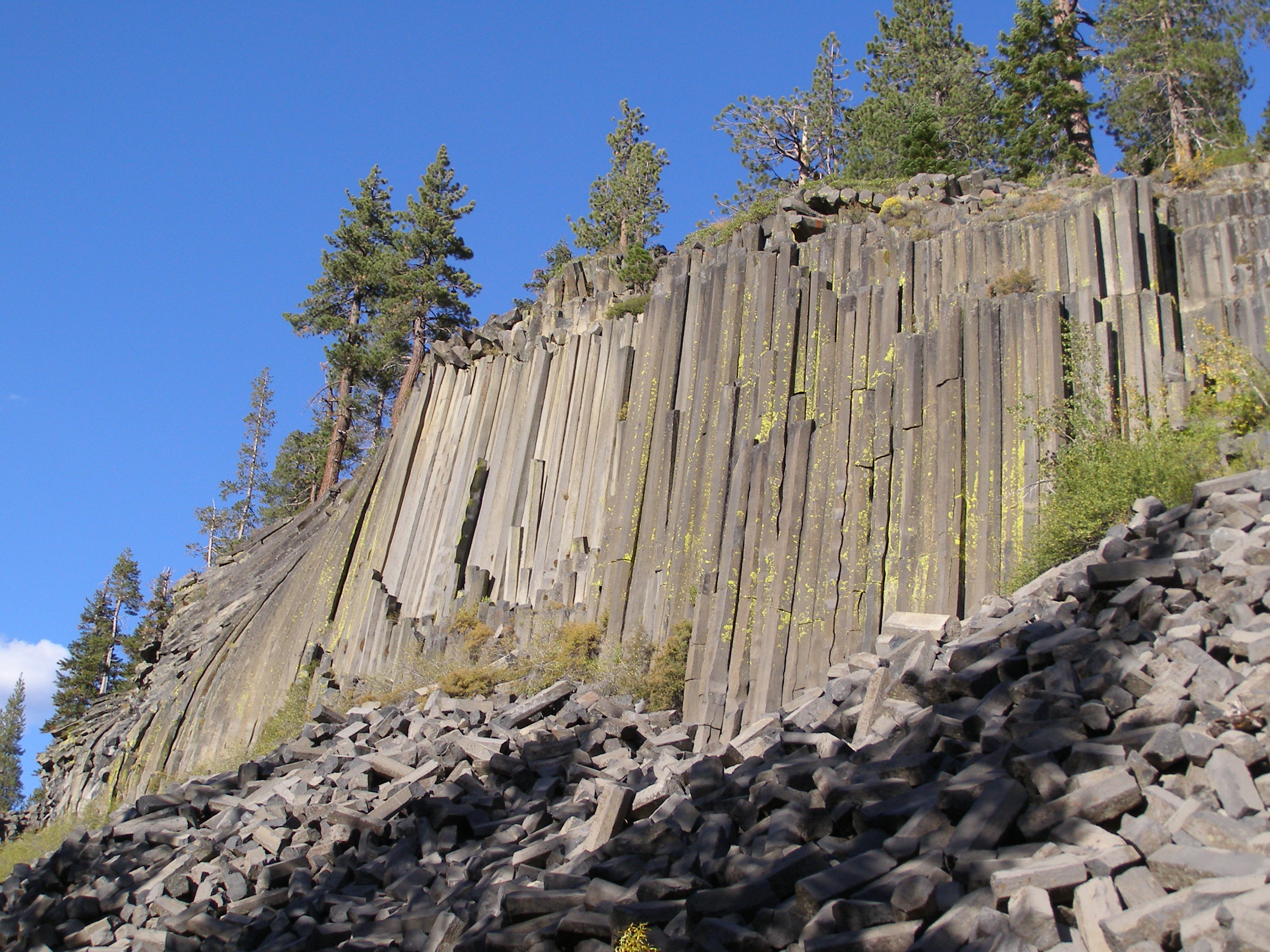 Columns formed by the cooling of basalt