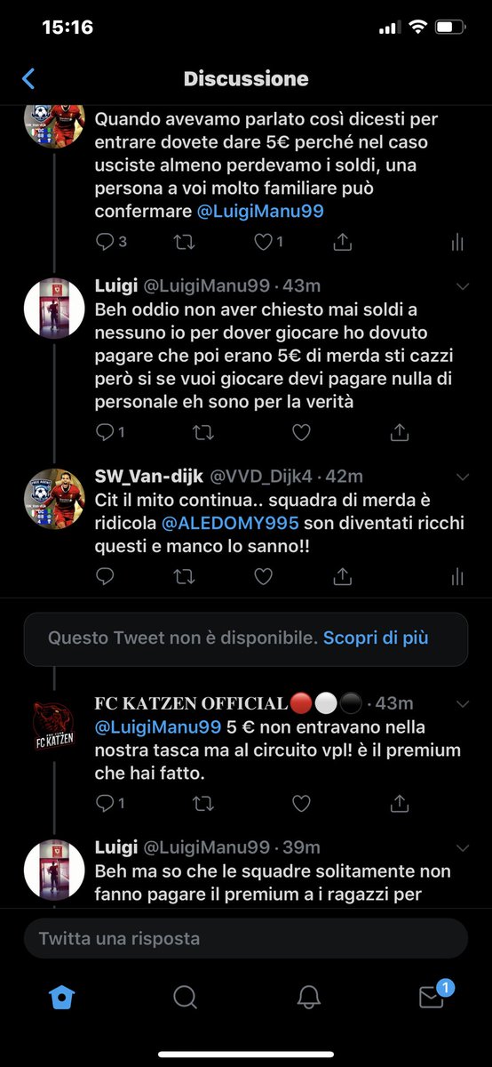 Ma quanto siete ridicoli?! @KatzenFc avete anche eliminato il post dove avevate scritto “ quale è il problema anche le squadre di top league chiedono 5€ per far entrare i player” e ora invece avevate detto che nn era vero, siete dei BUFFONI