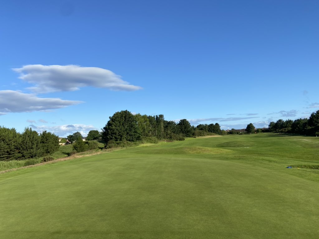 After 38mm of rain since Thursday evening @StCuthbertGC time for a cut, topdress, sarel role and brush.😎💨⛳️