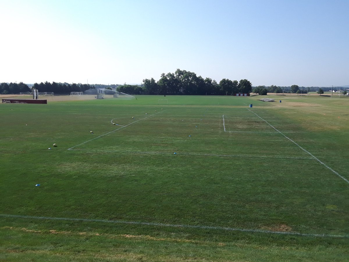 Mlbillman70's tweet image. @CVEaglesSoccer back today!!
Excited to see everyone and get some work in. #alltogetherstrong