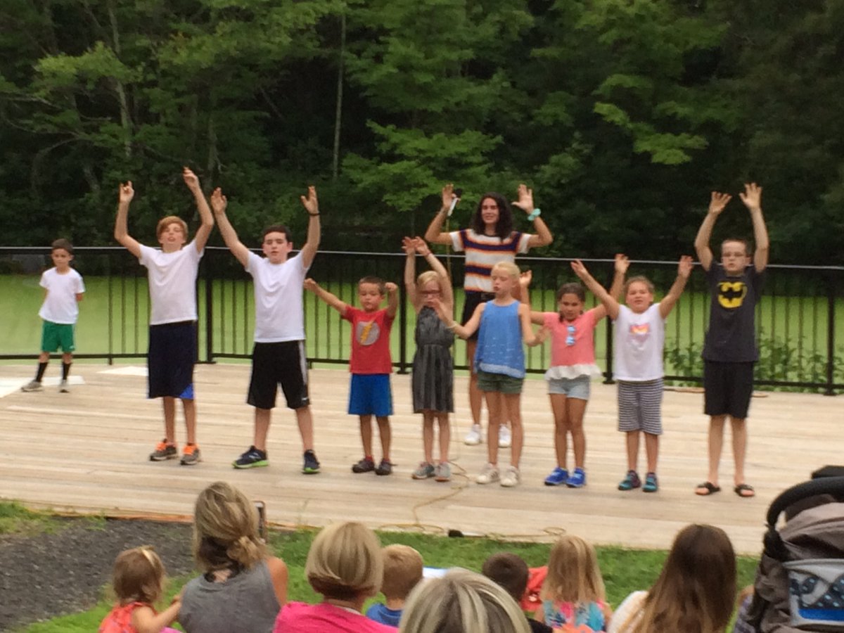 Summer Theater Program with Laura Canfield!
Only taking 15 participants per week.
Week of July 20th (grades 7-9) and week of July 27th (grades 1-9) - Mon-Fri - 12:30-4:30pm
foxboroma.myrec.com/info/activitie…