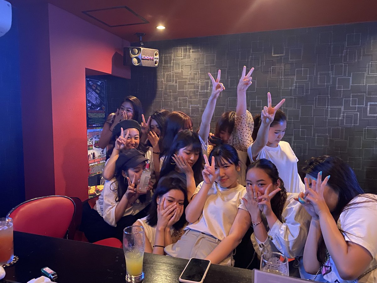ayr__xx6's tweet photo. 土晩🤍🤍 https://t.co/0G5wYIf68x