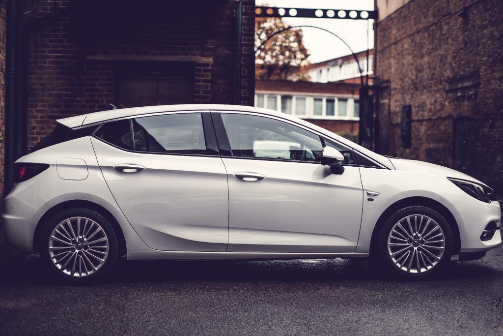 The new #VauxhallAstra ranked 3rd place for best ‘real world’ MPG tested by @WhatCar?

Discover more about the New Astra: s.vauxhall.com/fwgrl