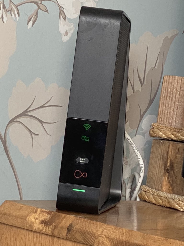 WatchClubUK's tweet photo. @virginmedia Internet been off and on all day, causing disruptions to working from home! Router is flashing green lights now and no access to Internet... https://t.co/AEr599cPNf