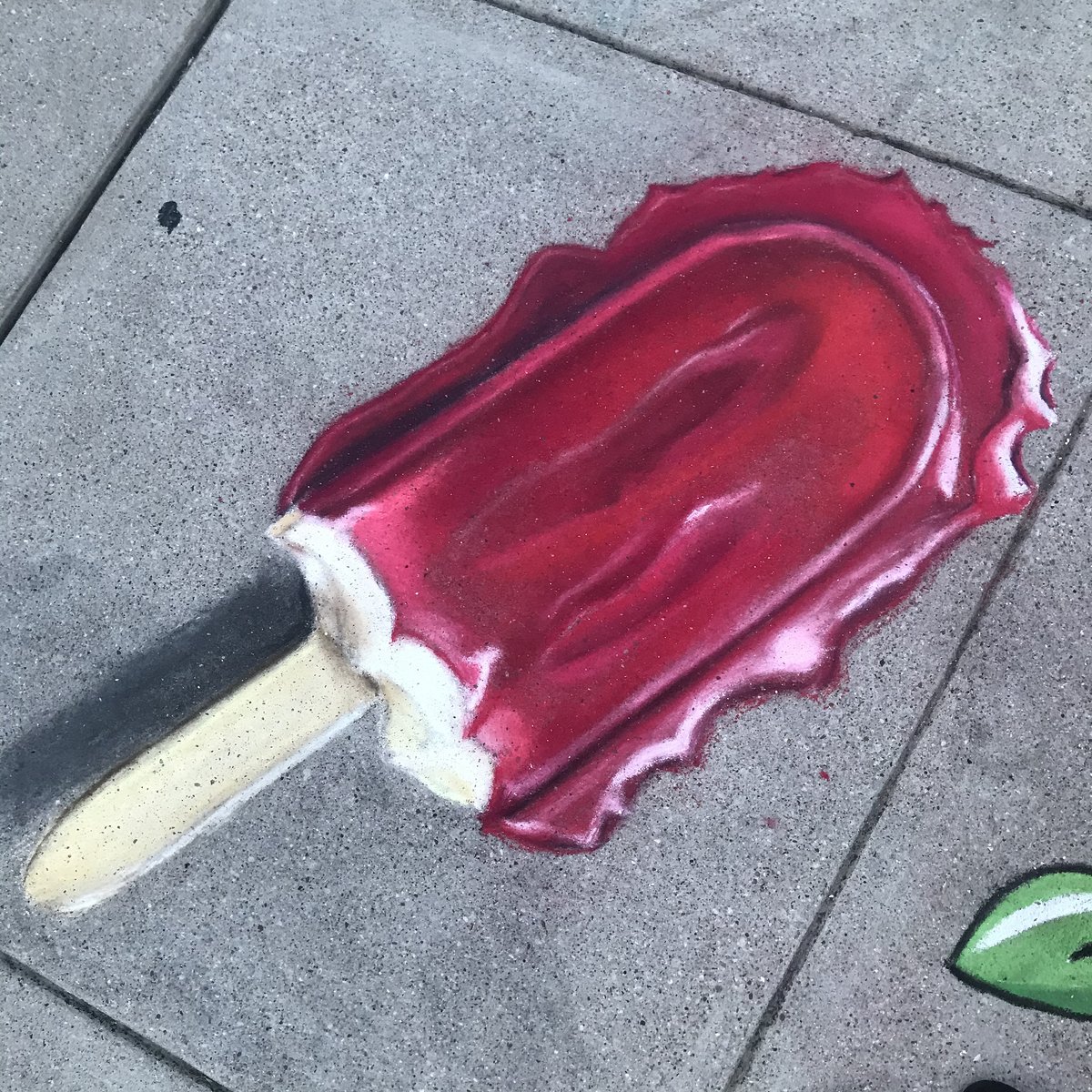 NBCDFW's tweet photo. Mother-daughter duo Jan and Olivia from #FortWorth create stunning, hyper-realistic art on the sidewalk using just chalk! See their latest custom art piece today at 2p on @KellyClarksonTV! #ChalkArt #TheKellyClarksonShow https://t.co/hp58NYt9y6